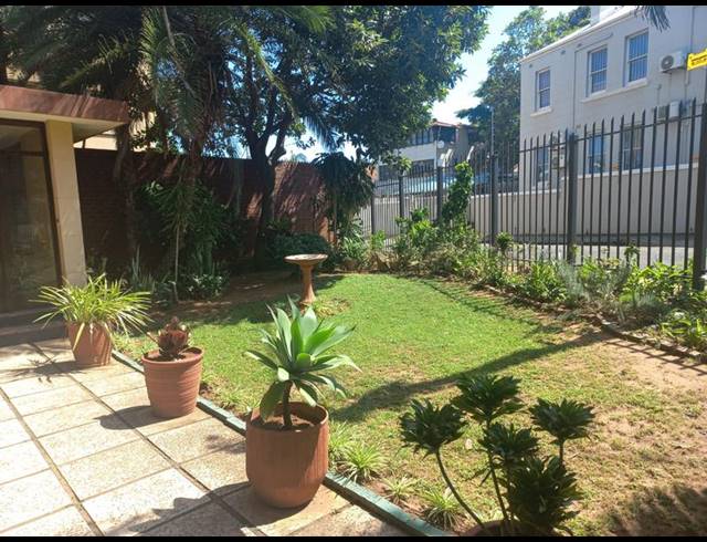 3 BEDROOM APARTMENT FOR SALE IN WINDERMERE